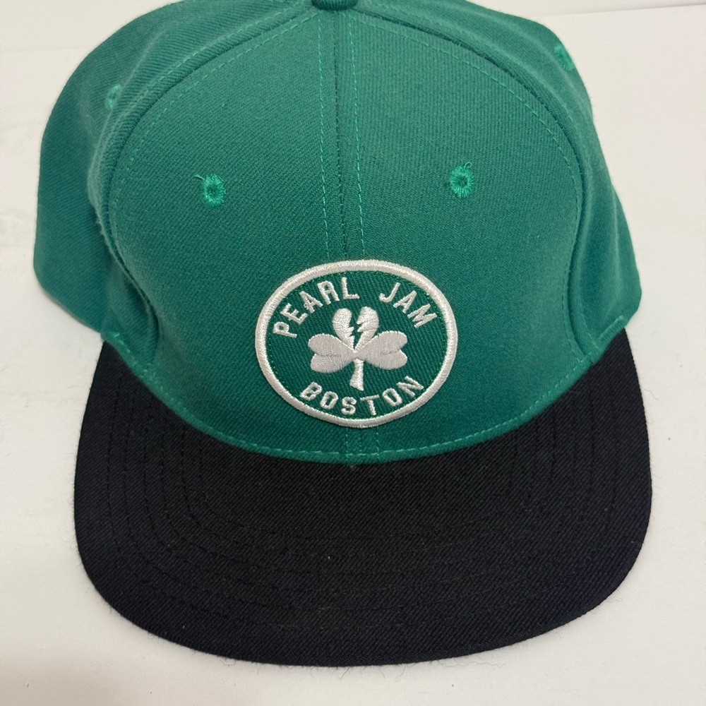 Pearl Jam Fenway Park Boston Green Snapback Hat (2016 Tour – Rare)